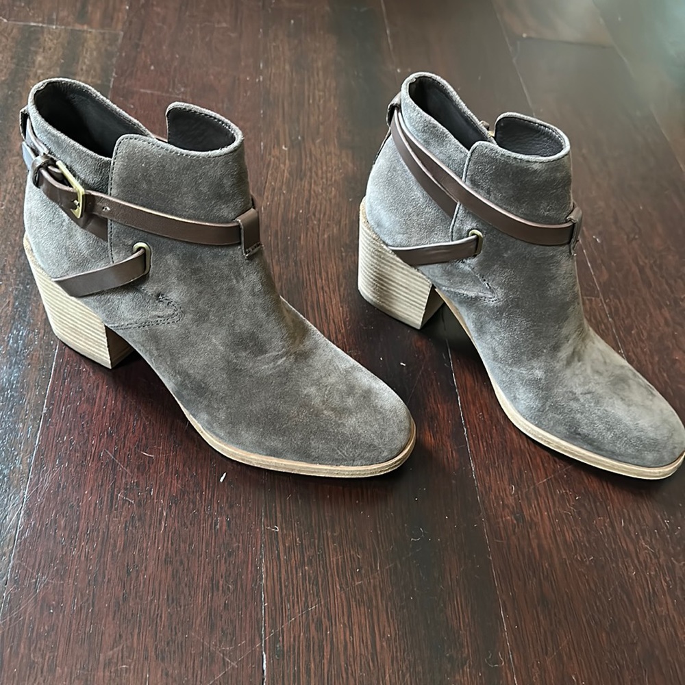 Belle by Sigerson Morrison.  Brown suede  size 7.5